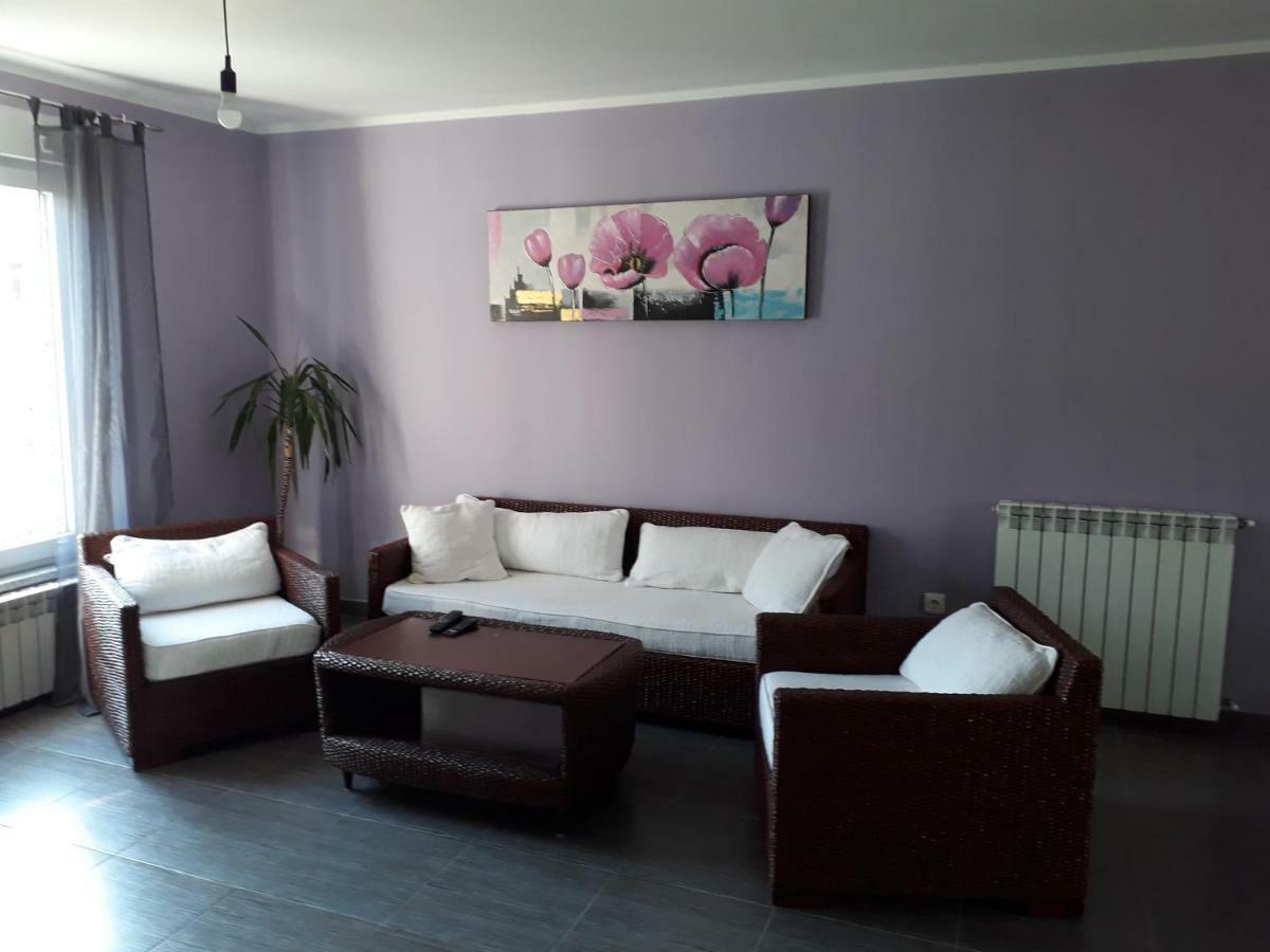 Ferienwohnung Relax Pula Exterior foto